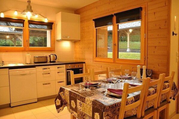 Kitchen and dining area