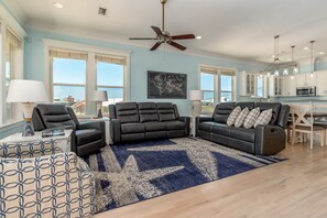 comfy sofas, open floor plan