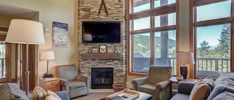 8890 The Springs - a SkyRun Keystone Property - 