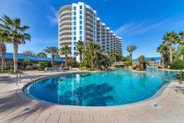 Lagoon pool