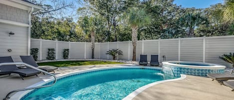 Private Pool & Hot Tub