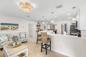 Open Floor Plan - Perfect for Gathering and Entertaining!