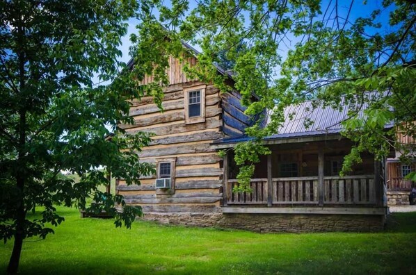 Experience the beauty of the Laurel Highlands. Book your mountain getaway today.
We offer the most unique collection of vacation homes in Laurel Highlands. From a cozy couple's getaway to a sprawling 400-acre private retreat, we have the perfect accommodations for your destination getaway.