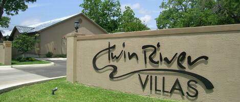 Twin River Villas Front Entrance