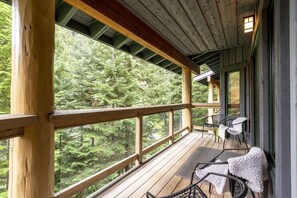 Private patio: Gas BBQ