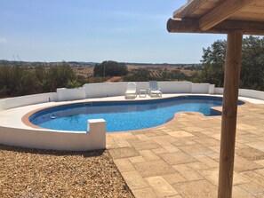 Pool terrace onto the pool