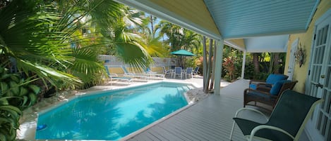 South Street Cottage Private Pool and Patio