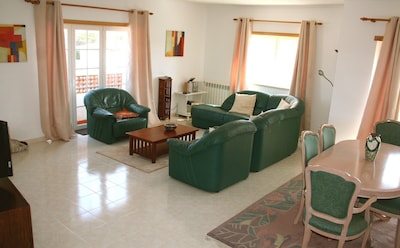 3 bed apartment close to golf, tennis and beach, shared pool -5 star resort