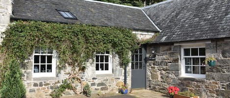 The Byre, Fortingall