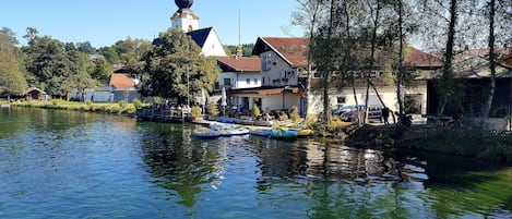 Direkt in unserer Nachbarschaft: Gasthaus "Neuwirt" an der Alz