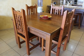 DINNING TABLE