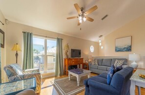 Family Room (second floor)