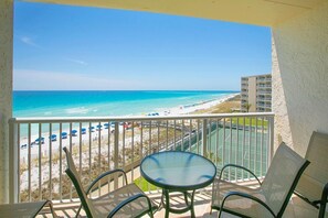 HSRC 523 Private Balcony With Gulf View