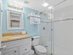 HSRC 510 Master Bathroom With Walk-In Shower