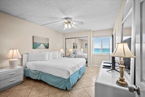 HSRC 520 Master Bedroom With King Bed