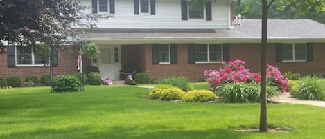 Quiet northside residential neighborhood