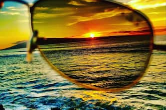 Direct Ocean Front! Close to everything! Summer rates!