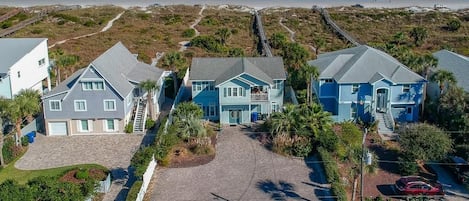 A Peace of Paradise Oceanfront Aerial