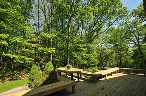 Spacious Deck with Built-In Seating