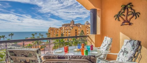 Outlandish ocean views are yours from this sheltered balcony.
