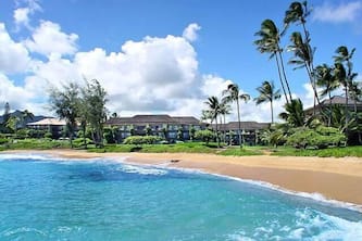 Lae Nani 424 .. Beachfront Condo Centrally Located on Kauai's East Side