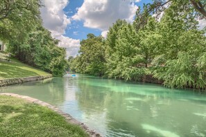 Direct Comal River Access!