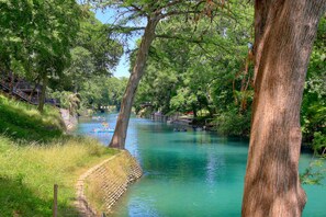 Direct river access to the Comal River!