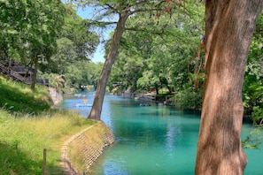 Direct river access to the Comal River!