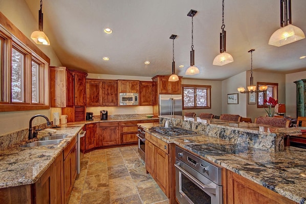 Casa de Plata - a SkyRun Breckenridge Property - Colorado Luxury