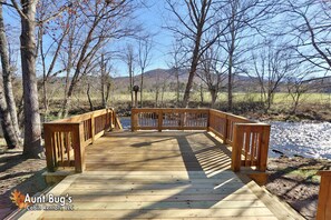 Heavenly Creekside #276- Outside Deck By The River - Landing at your cabin