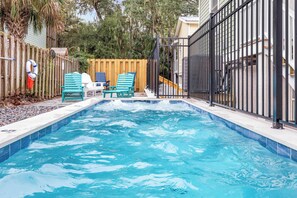 Private Pool