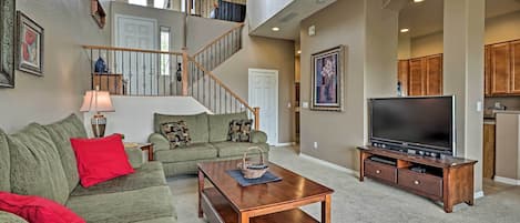 Gold Canyon Vacation Rental Townhome | 3BR | 3BA | 1,860 Sq Ft | Steps Required