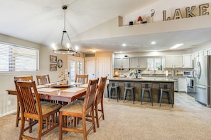 Dining Area | Free WiFi | Central A/C & Heat | Main Floor
