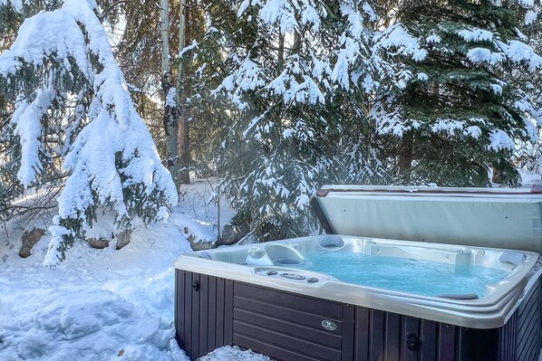 Bain à remous extérieur