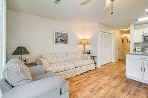 Living Room | TV | Central A/C | Single-Story Unit
