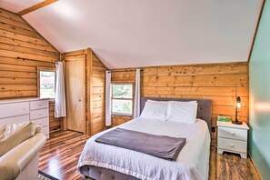 Sleeping Area | Queen Bed | Air Conditioning | 2nd-Floor Unit