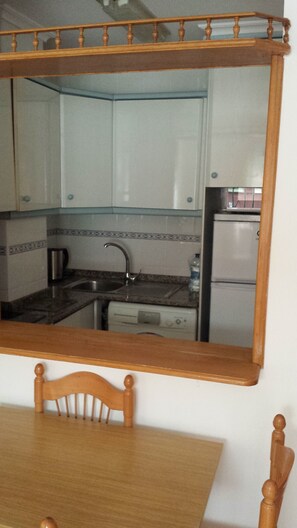Another view of the kitchen.