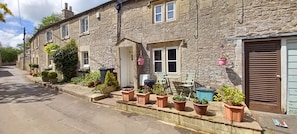 Roman Cottage, situated in the Watergates area of Colerne.