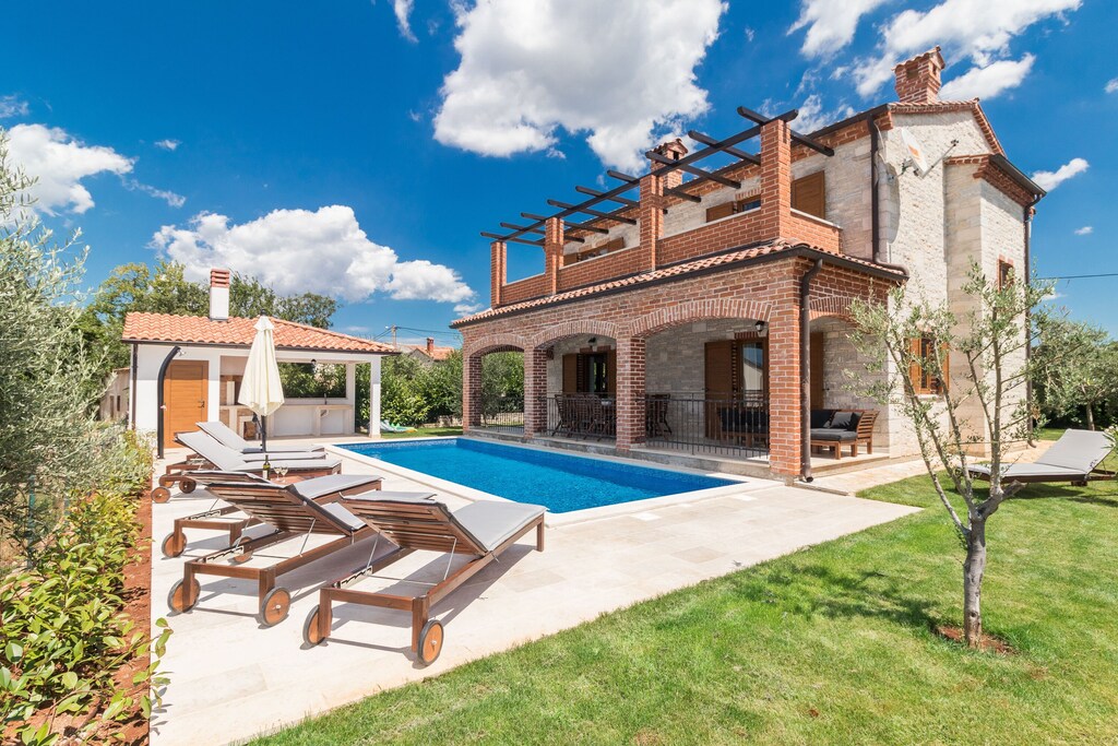Picture of villa