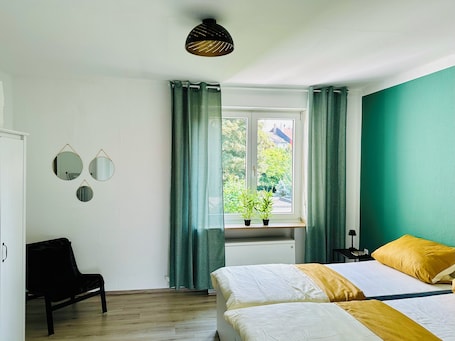 Großes Schlafzimmer