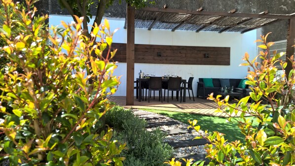 Deck do jardim com 60 m2