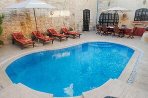 pool area with jazzuzi and swim jet