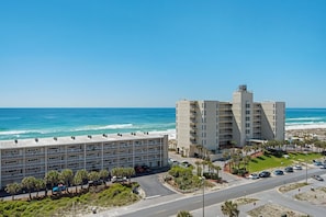 Seahorse Complex sits right on the beach