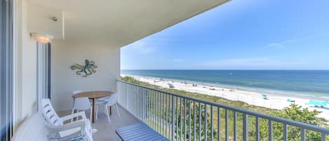 JC Resorts - Vacation Rental - Hamilton House 304 - Indian Rocks Beach – Balcony 1