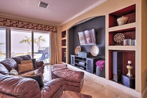 Living Room 2 | Lower Level | Free WiFi