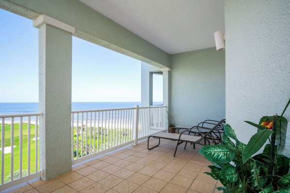Welcome to Cinnamon Beach #461
Top Floor Corner Condo with Incredible Ocean Views!