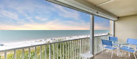 JC Resorts - Vacation Rental - Hamilton House 303 - Indian Rocks Beach – Balcony 1