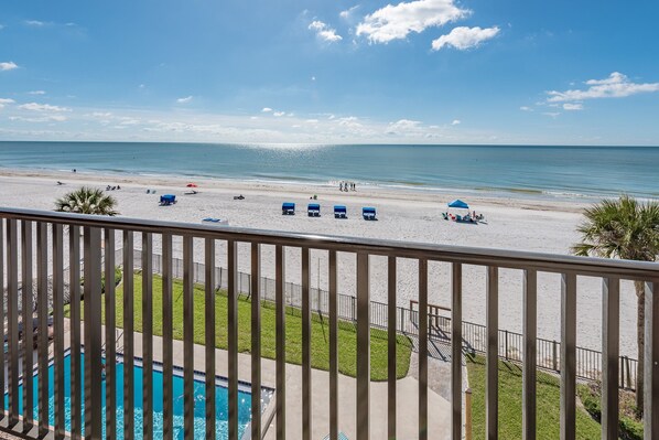 JC Resorts - Vacation Rental - Emerald Isle 303