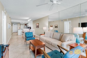 JC Resorts - Vacation Rental - Hamilton House 102 - Indian Rocks Beach - Living Room 2