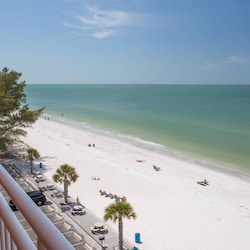 Panoramic View of the Gulf of Mexico From the Front Door